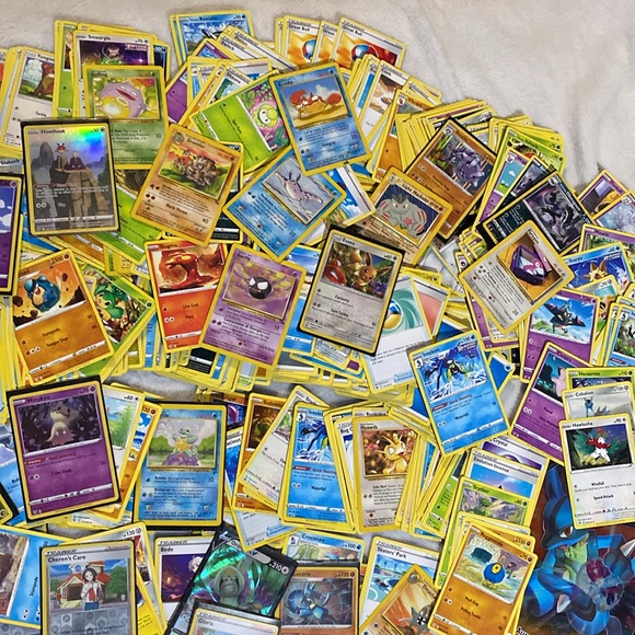 Mix lot of Pokémon Cards - Picture 5 of 8